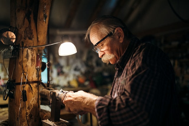 Have a table made – Why a custom-made table is an investment in our collective well-being